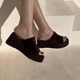sandale compensée, sandale plateforme, sandale femme compensée, sandale été femme, sandale confortable, sandale tendance, sandale maroc, chaussures maroc femme, sandale chic été, sandale casual, sandale chunky, sandale plate femme, sandales confortables, sandale mode femme, sandale style zara, sandale bohème, sandale vacances, sandale daily wear, mules femme, mules tendance, sandale et mule femme, chaussures été femme
