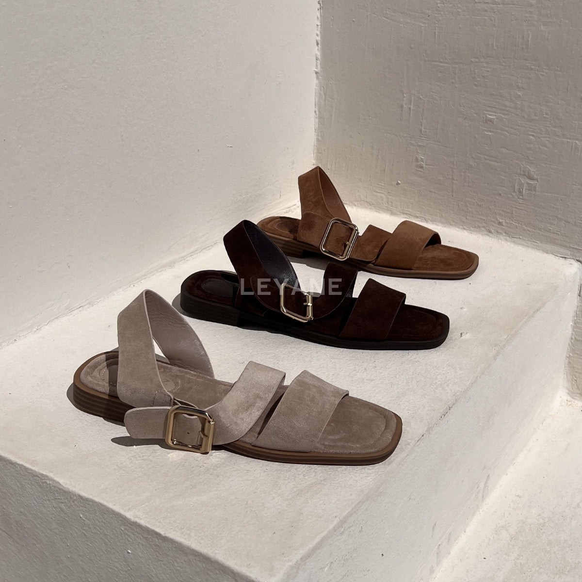 sandale plate, sandale maroc , sandale chunky, chaussures maroc, sandale femme, sandale zara, sandale été, sandals confortables, mules en daim, mules en crochets, mules maroc, mules femmes, mules tendance, sandale et mule, sabots femme

