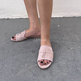 sandale plate, sandale maroc , sandale chunky, chaussures maroc, sandale femme, sandale zara, sandale été, sandals confortables, mules en daim, mules en crochets, mules maroc, mules femmes, mules tendance, sandale et mule, sabots femme
