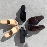sandale compensée, sandale plateforme, sandale femme compensée, sandale été femme, sandale confortable, sandale tendance, sandale maroc, chaussures maroc femme, sandale chic été, sandale casual, sandale chunky, sandale plate femme, sandales confortables, sandale mode femme, sandale style zara, sandale bohème, sandale vacances, sandale daily wear, mules femme, mules tendance, sandale et mule femme, chaussures été femme
