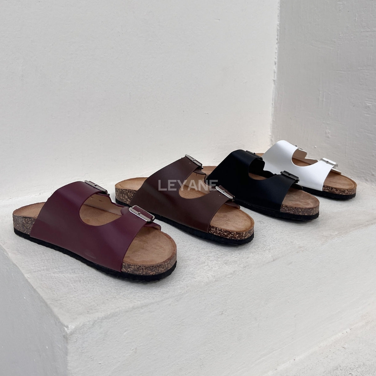 sandale plate, sandale maroc , sandale chunky, chaussures maroc, sandale femme, sandale zara, sandale été, sandals confortables, mules en daim, mules en crochets, mules maroc, mules femmes, mules tendance, sandale et mule, sabots femme
