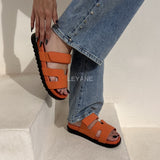 sandale plate, sandale maroc , sandale chunky, chaussures maroc, sandale femme, sandale zara, sandale été, sandals confortables, mules en daim, mules en crochets, mules maroc, mules femmes, mules tendance, sandale et mule, sabots femme
