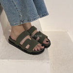 sandale plate, sandale maroc , sandale chunky, chaussures maroc, sandale femme, sandale zara, sandale été, sandals confortables, mules en daim, mules en crochets, mules maroc, mules femmes, mules tendance, sandale et mule, sabots femme
