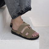 sandale plate, sandale maroc , sandale chunky, chaussures maroc, sandale femme, sandale zara, sandale été, sandals confortables, mules en daim, mules en crochets, mules maroc, mules femmes, mules tendance, sandale et mule, sabots femme
