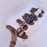 sandale plate, sandale maroc , sandale chunky, chaussures maroc, sandale femme, sandale zara, sandale été, sandals confortables, mules en daim, mules en crochets, mules maroc, mules femmes, mules tendance, sandale et mule, sabots femme
