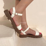 sandale plate, sandale maroc , sandale chunky, chaussures maroc, sandale femme, sandale zara, sandale été, sandals confortables, mules en daim, mules en crochets, mules maroc, mules femmes, mules tendance, sandale et mule, sabots femme
