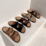 sandale plate, sandale maroc , sandale chunky, chaussures maroc, sandale femme, sandale zara, sandale été, sandals confortables, mules en daim, mules en crochets, mules maroc, mules femmes, mules tendance, sandale et mule, sabots femme
