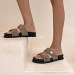 sandale plate, sandale maroc , sandale chunky, chaussures maroc, sandale femme, sandale zara, sandale été, sandals confortables, mules en daim, mules en crochets, mules maroc, mules femmes, mules tendance, sandale et mule, sabots femme
