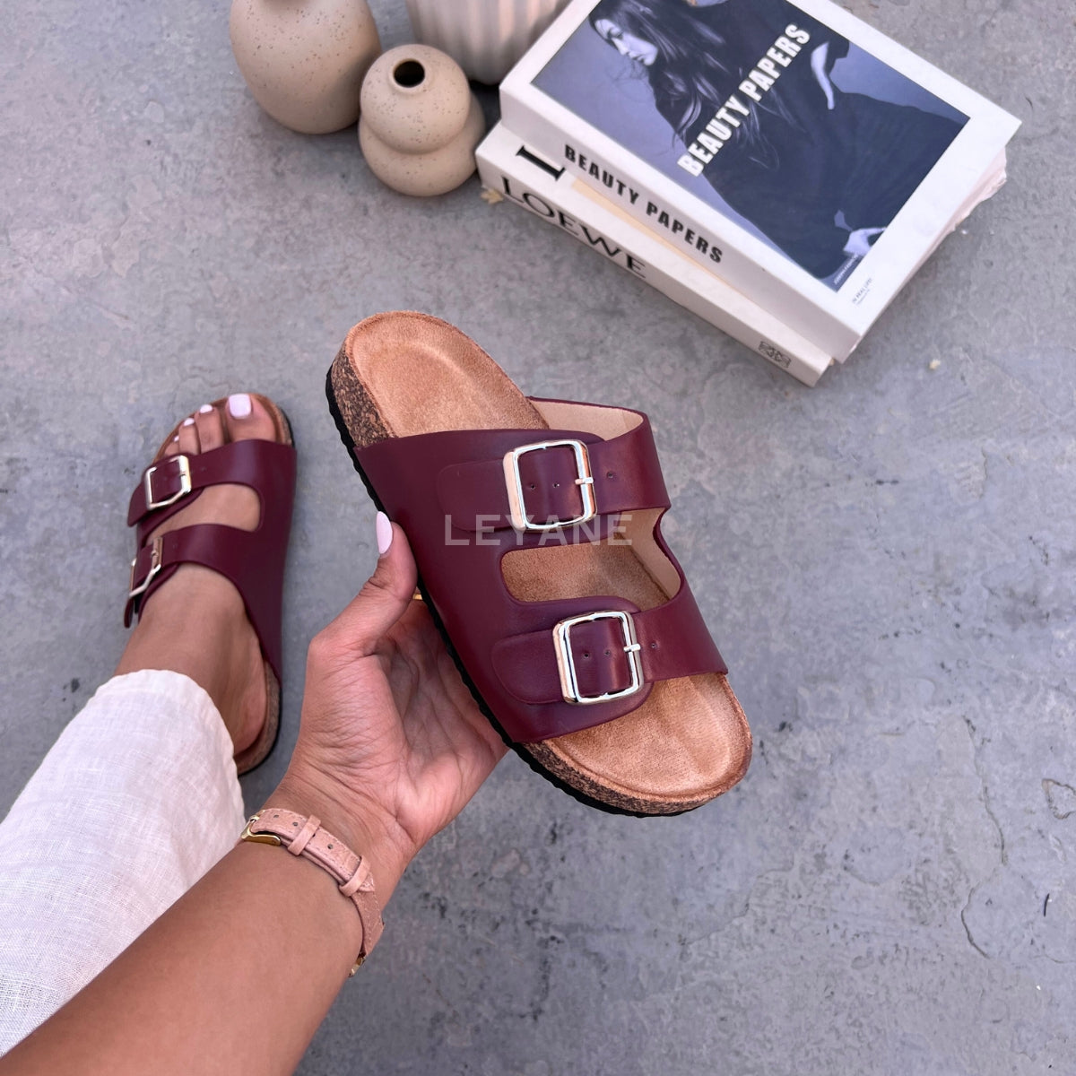sandale plate, sandale maroc , sandale chunky, chaussures maroc, sandale femme, sandale zara, sandale été, sandals confortables, mules en daim, mules en crochets, mules maroc, mules femmes, mules tendance, sandale et mule, sabots femme
