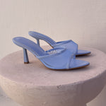 sandales à talons, sandales talon femme, sandales à talon carré, sandales à talon large, sandales à talon épais, sandales à talon haut, sandales à talon moyen, sandales confortables, sandales élégantes femme, sandales chic, sandales tendance, sandales été femme, sandales habillées, sandales minimalistes, sandales modernes, sandales ouvertes, sandales à brides, sandales bride cheville, sandales plateforme, sandales chunky talon, sandales fashion, sandales casual chic, sandales soirée, sandales style marocain