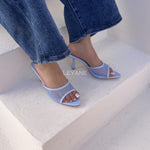 sandales à talons, sandales talon femme, sandales à talon carré, sandales à talon large, sandales à talon épais, sandales à talon haut, sandales à talon moyen, sandales confortables, sandales élégantes femme, sandales chic, sandales tendance, sandales été femme, sandales habillées, sandales minimalistes, sandales modernes, sandales ouvertes, sandales à brides, sandales bride cheville, sandales plateforme, sandales chunky talon, sandales fashion, sandales casual chic, sandales soirée, sandales style marocain