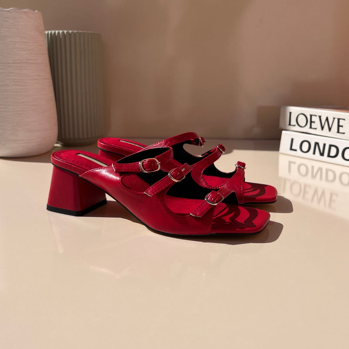 escarpin femme maroc,escarpin maroc online, escarpin femme luxe, escarpins femme demi talon,chaussures femmes, aldo; chaussures maroc, sandale talon, chaussures zara, keyza, eram, basket femme, couleur ,tendance,talon ,confortable,tendance,mi-talons,chanel,style,talon femme luxe, talon femme,talon femme maroc, slingback, slingback maroc, slingback chanel,slingback shoes, escarpins slingback, slingback jonak, slingback femme,babies femme

