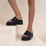 sandale compensée, sandale plateforme, sandale femme compensée, sandale été femme, sandale confortable, sandale tendance, sandale maroc, chaussures maroc femme, sandale chic été, sandale casual, sandale chunky, sandale plate femme, sandales confortables, sandale mode femme, sandale style zara, sandale bohème, sandale vacances, sandale daily wear, mules femme, mules tendance, sandale et mule femme, chaussures été femme
