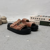 sandale plate, sandale maroc , sandale chunky, chaussures maroc, sandale femme, sandale zara, sandale été, sandals confortables, mules en daim, mules en crochets, mules maroc, mules femmes, mules tendance, sandale et mule, sabots femme
