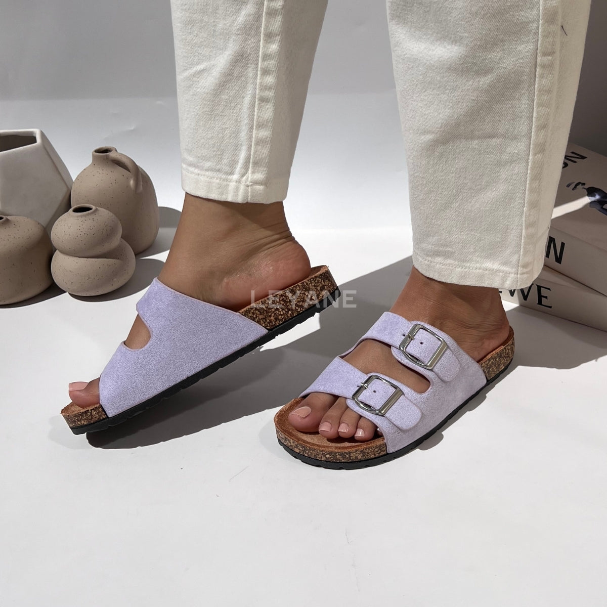 sandale plate, sandale maroc , sandale chunky, chaussures maroc, sandale femme, sandale zara, sandale été, sandals confortables, mules en daim, mules en crochets, mules maroc, mules femmes, mules tendance, sandale et mule, sabots femme
