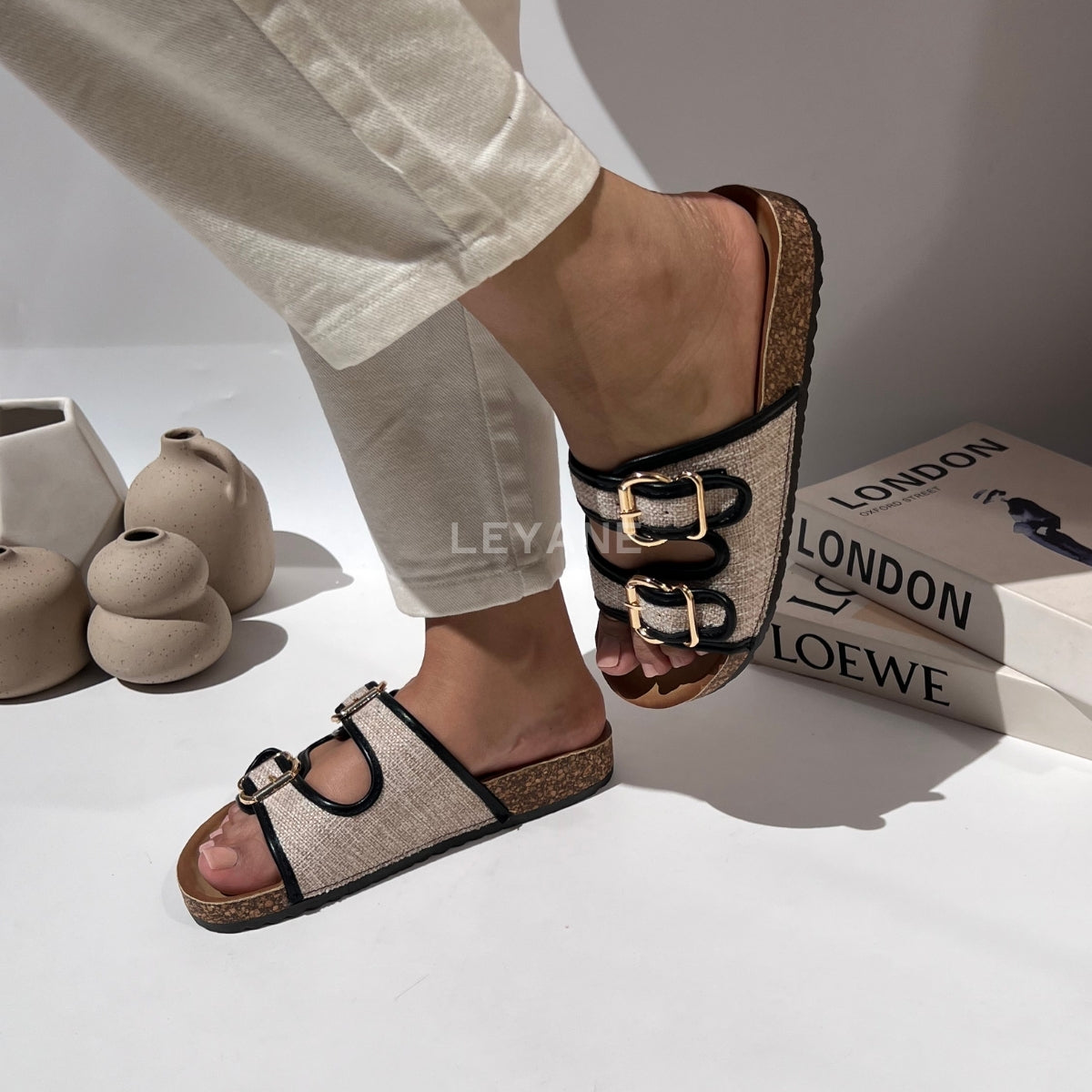 sandale plate, sandale maroc , sandale chunky, chaussures maroc, sandale femme, sandale zara, sandale été, sandals confortables, mules en daim, mules en crochets, mules maroc, mules femmes, mules tendance, sandale et mule, sabots femme
