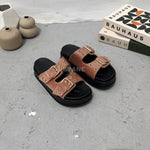 sandale plate, sandale maroc , sandale chunky, chaussures maroc, sandale femme, sandale zara, sandale été, sandals confortables, mules en daim, mules en crochets, mules maroc, mules femmes, mules tendance, sandale et mule, sabots femme
