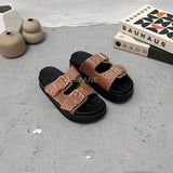 sandale plate, sandale maroc , sandale chunky, chaussures maroc, sandale femme, sandale zara, sandale été, sandals confortables, mules en daim, mules en crochets, mules maroc, mules femmes, mules tendance, sandale et mule, sabots femme
