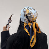 foulard femme, foulard élégant, foulard chic, foulard classique, foulard moderne, foulard tendance, foulard intemporel, foulard luxe, foulard premium, foulard soie, foulard satin, foulard mousseline, foulard léger, foulard doux, foulard fluide, foulard imprimé, foulard uni, foulard à motifs, foulard minimaliste, foulard clean look, foulard fashion, foulard stylé, foulard habillé, foulard quotidien, foulard casual, foulard workwear, foulard bureau, foulard soirée, foulard polyvalent, foulard carré, foulard l
