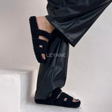 sandale plate, sandale maroc , sandale chunky, chaussures maroc, sandale femme, sandale zara, sandale été, sandals confortables, mules en daim, mules en crochets, mules maroc, mules femmes, mules tendance, sandale et mule, sabots femme
