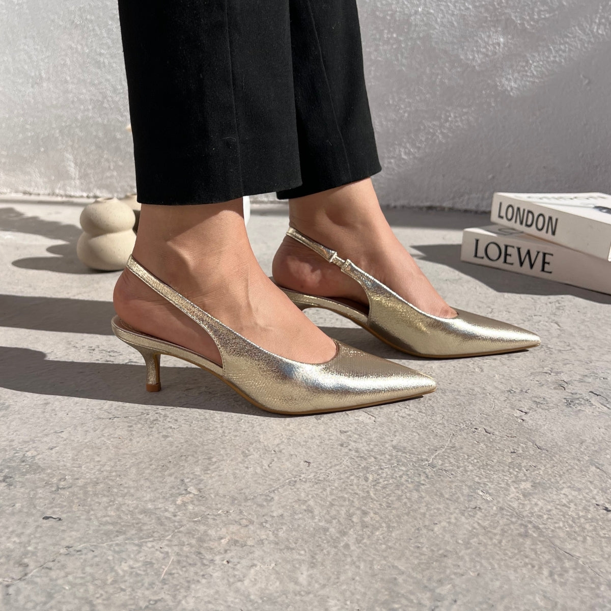 escarpin femme maroc,escarpin maroc online, escarpin femme luxe, escarpins femme demi talon,chaussures femmes, aldo; chaussures maroc, sandale talon, chaussures zara, keyza, eram, basket femme, couleur ,tendance,talon ,confortable,tendance,mi-talons,chanel,style,talon femme luxe, talon femme,talon femme maroc, slingback, slingback maroc, slingback chanel,slingback shoes, escarpins slingback, slingback jonak, slingback femme,babies femme
