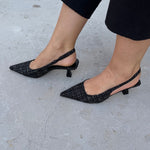 escarpin femme maroc,escarpin maroc online, escarpin femme luxe, escarpins femme demi talon,chaussures femmes, aldo; chaussures maroc, sandale talon, chaussures zara, keyza, eram, basket femme, couleur ,tendance,talon ,confortable,tendance,mi-talons,chanel,style,talon femme luxe, talon femme,talon femme maroc, slingback, slingback maroc, slingback chanel,slingback shoes, escarpins slingback, slingback jonak, slingback femme,babies femme
