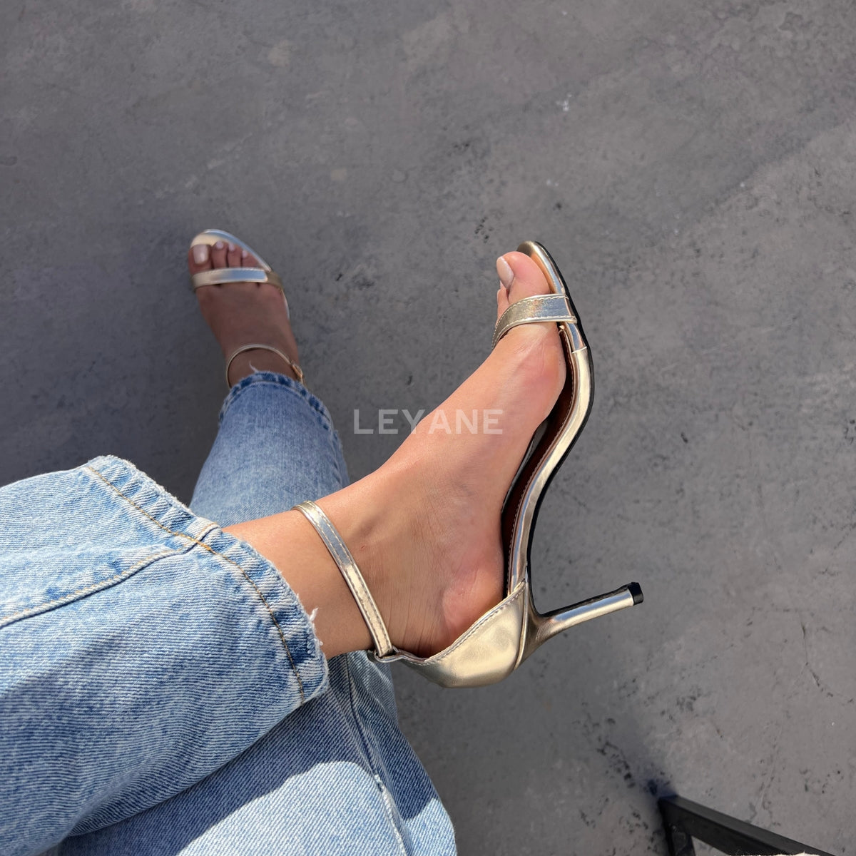 escarpin femme maroc,escarpin maroc online, escarpin femme luxe, escarpins femme demi talon,chaussures femmes, aldo; chaussures maroc, sandale talon, chaussures zara, keyza, eram, basket femme, couleur ,tendance,talon ,confortable,tendance,mi-talons,chanel,style,talon femme luxe, talon femme,talon femme maroc, slingback, slingback maroc, slingback chanel,slingback shoes, escarpins slingback, slingback jonak, slingback femme,babies femme
