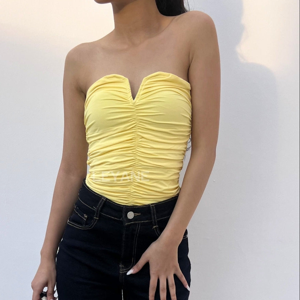 top femme, top soirée, top à sequins, top dos nu, top événement, top habillé, top chic, top élégant, top tendance, top en ligne, top noir, top marron, top brillant, top glamour, top court, top long, top ajusté, top moderne, top fashion, top party, top femme maroc, top maroc, top leyane, top leyane maroc, top marrakech, top casablanca, top rabat, top fes, top tanger, top agadir, outfit femme, outfit soirée, outfit chic, outfit for a date, ootd
