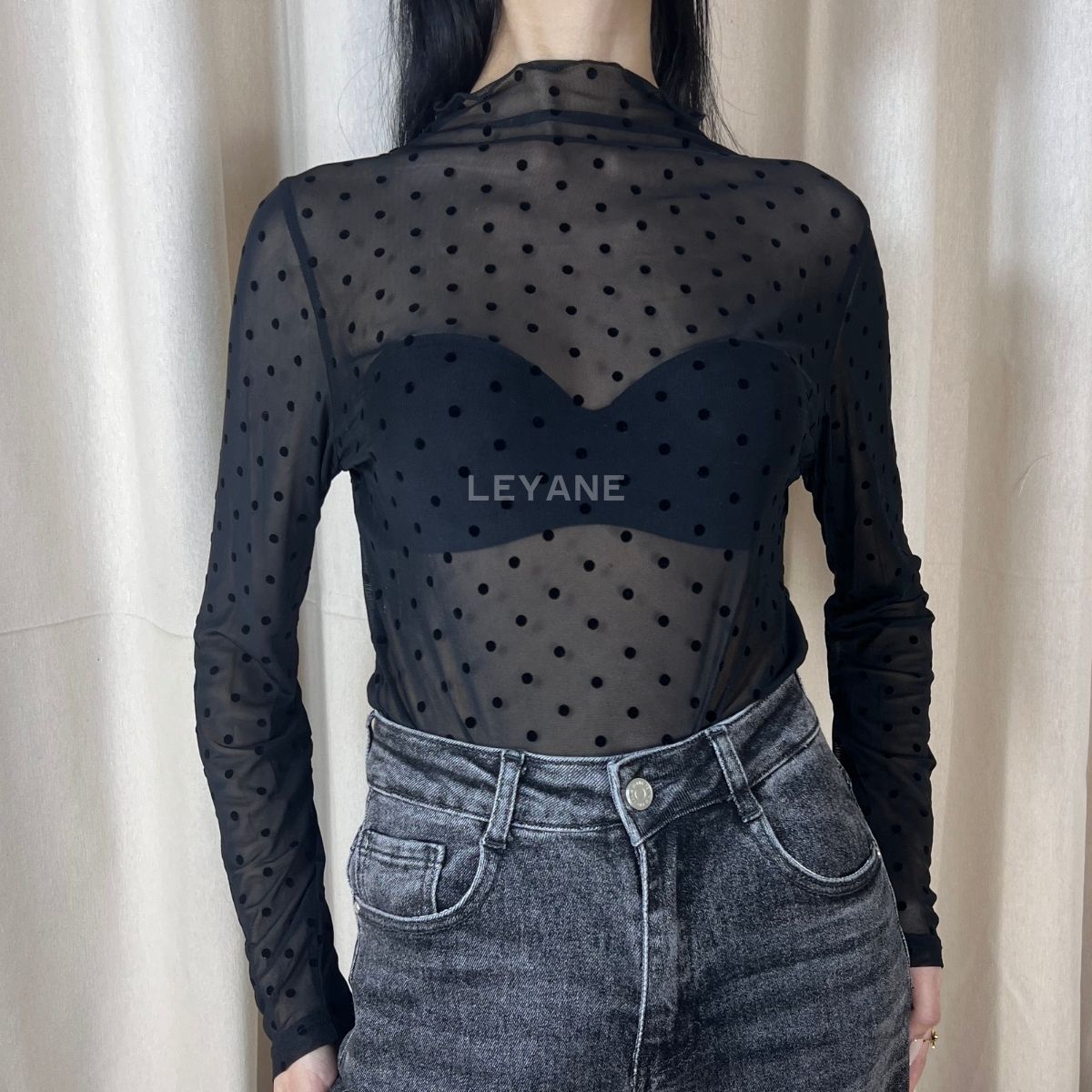 :top femme, top soirée, top à sequins, top dos nu, top événement, top habillé, top chic, top élégant, top tendance, top en ligne, top noir, top marron, top brillant, top glamour, top court, top long, top ajusté, top moderne, top fashion, top party, top femme maroc, top maroc, top leyane, top leyane maroc, top marrakech, top casablanca, top rabat, top fes, top tanger, top agadir, outfit femme, outfit soirée, outfit chic, outfit for a date, ootd
