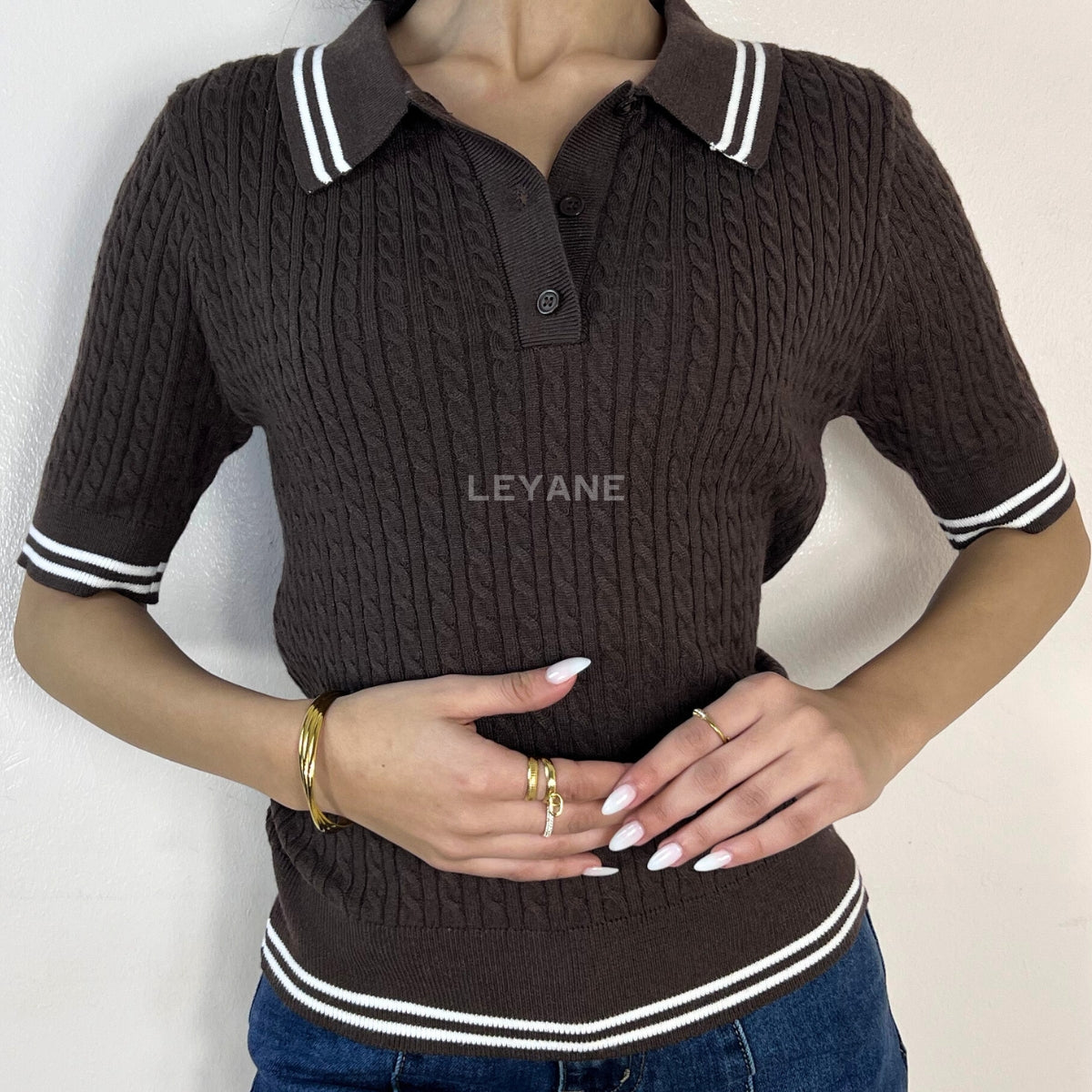 top femme, top soirée, top à sequins, top dos nu, top événement, top habillé, top chic, top élégant, top tendance, top en ligne, top noir, top marron, top brillant, top glamour, top court, top long, top ajusté, top moderne, top fashion, top party, top femme maroc, top maroc, top leyane, top leyane maroc, top marrakech, top casablanca, top rabat, top fes, top tanger, top agadir, outfit femme, outfit soirée, outfit chic, outfit for a date, ootd
