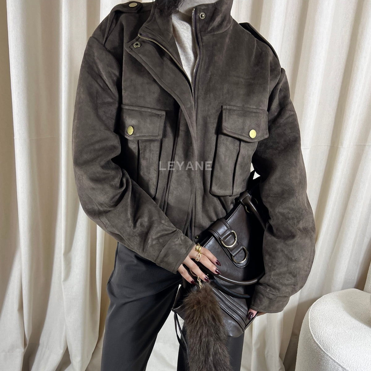 Veste femme, veste femme maroc, veste oversize, veste en ligne pour femme, veste zara, blouson, blouson femme, veste effet daim, bomber femme, veste pour femme maroc, veste bershka femme, veste stradivarus, veste zara femme, veste maroc en ligne, veste en cuir, veste aviateur
