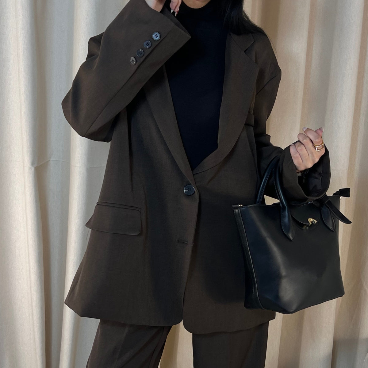 Veste femme, veste femme maroc, veste oversize, veste en ligne pour femme, veste zara, blouson, blouson femme, veste effet daim, bomber femme, veste pour femme maroc, veste bershka femme, veste stradivarus, veste zara femme, veste maroc en ligne, veste en cuir, veste aviateur
