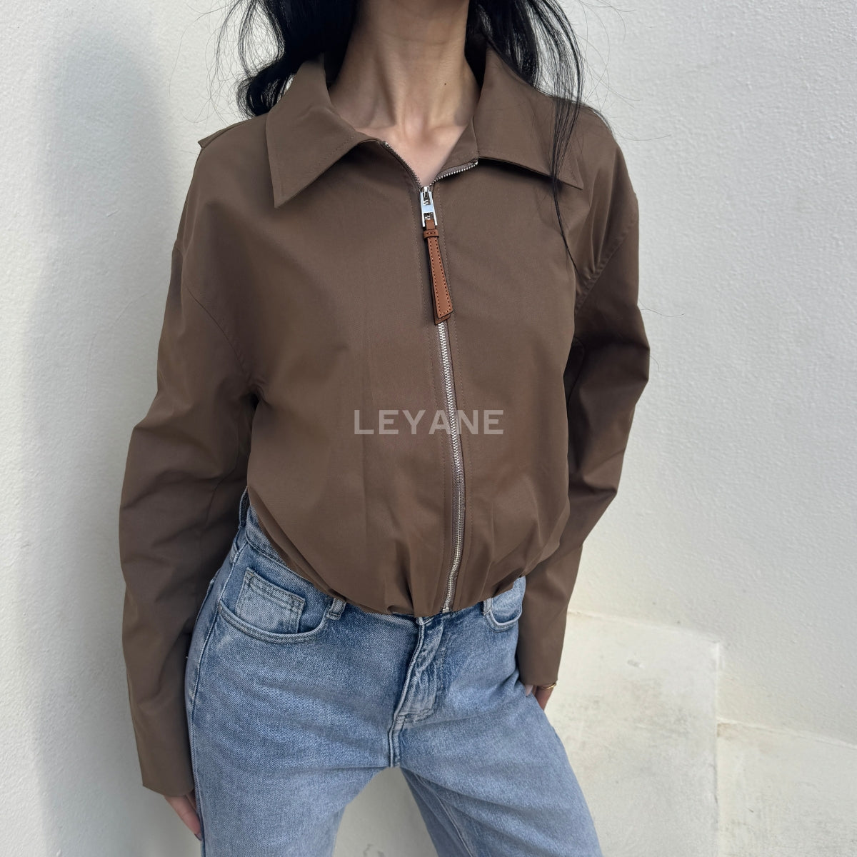 Veste femme, veste femme maroc, veste oversize, veste en ligne pour femme, veste zara, blouson, blouson femme, veste effet daim, bomber femme, veste pour femme maroc, veste bershka femme, veste stradivarus, veste zara femme, veste maroc en ligne, veste en cuir, veste aviateur
 
