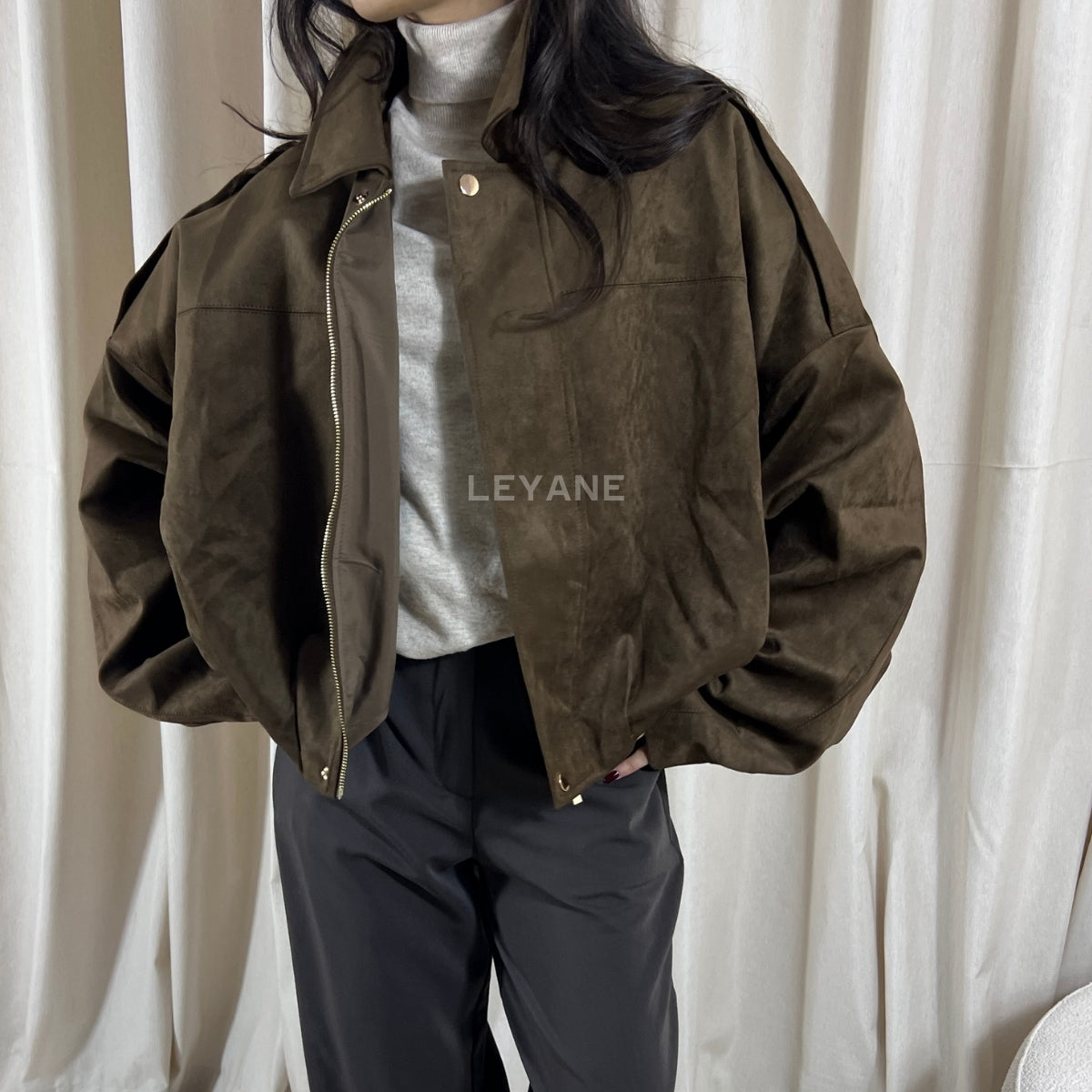 Veste femme, veste femme maroc, veste oversize, veste en ligne pour femme, veste zara, blouson, blouson femme, veste effet daim, bomber femme, veste pour femme maroc, veste bershka femme, veste stradivarus, veste zara femme, veste maroc en ligne, veste en cuir, veste aviateur

