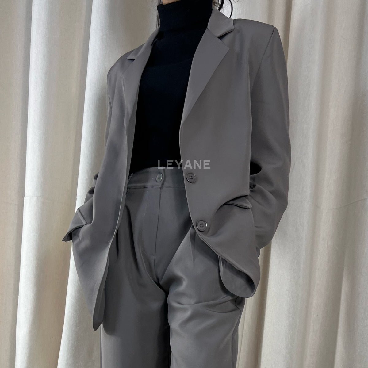 Veste femme, veste femme maroc, veste oversize, veste en ligne pour femme, veste zara, blouson, blouson femme, veste effet daim, bomber femme, veste pour femme maroc, veste bershka femme, veste stradivarus, veste zara femme, veste maroc en ligne, veste en cuir, veste aviateur
