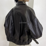 veste Cafe veste simili cuir, veste femme, veste courte, veste tendance, veste chic, veste casual, veste mi-saison, veste moderne, veste élégante, veste street style, veste mode femme, veste automne, veste zip, veste avec poches, veste look urbain